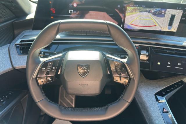 Peugeot 5008 image 9