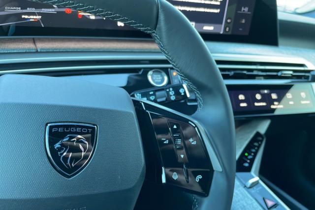 Peugeot 5008 image 6