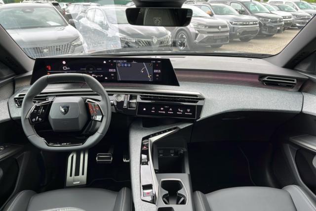 Peugeot 5008 image 9