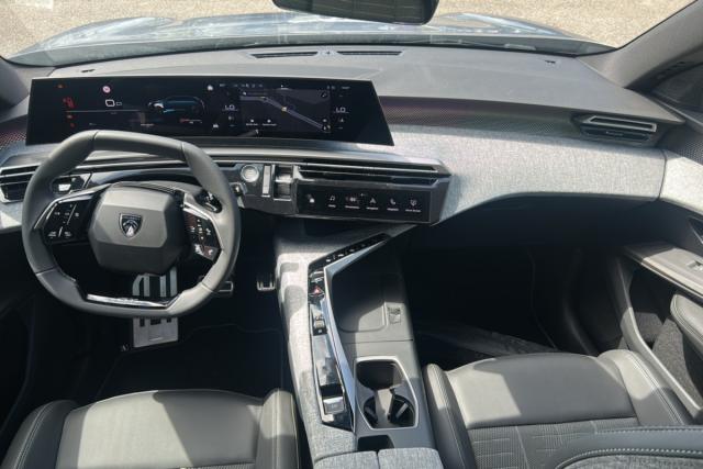 Peugeot 5008 image 6