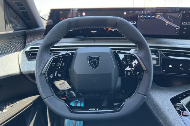 Peugeot 3008 image 6