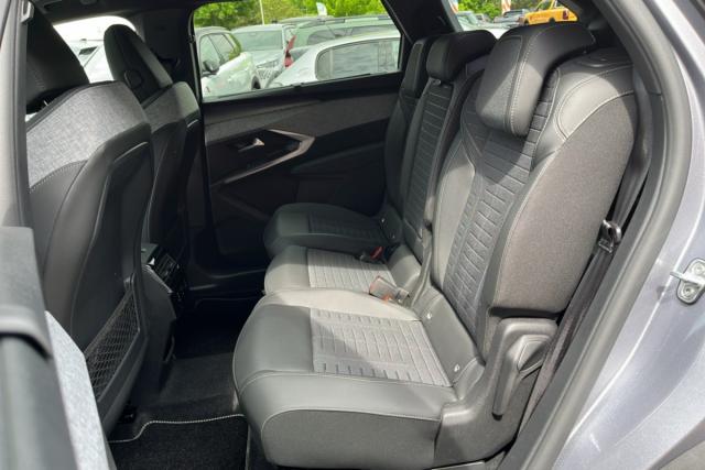 Peugeot 3008 image 3