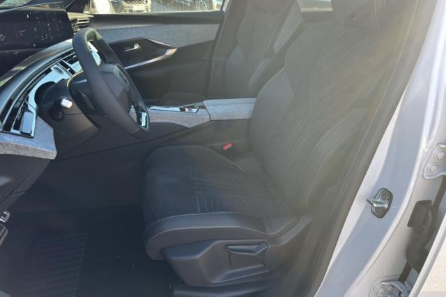 Peugeot 3008 image 6