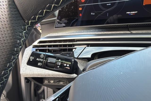 Peugeot 3008 image 7