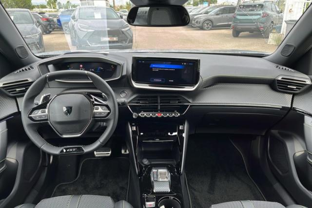 Peugeot 2008 image 9