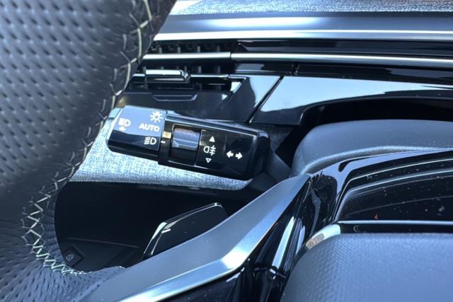 Peugeot 3008 image 2