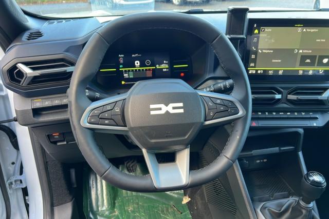 Dacia Duster image 1