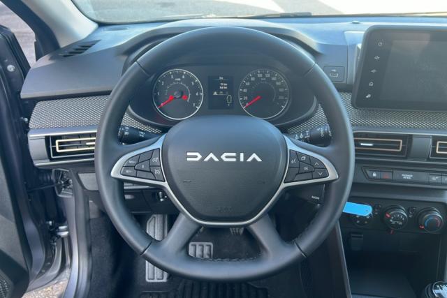 Dacia Sandero image 8