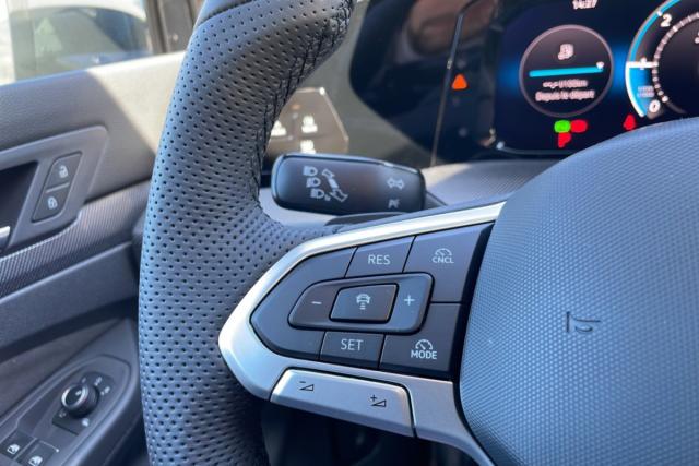 Volkswagen Golf image 9