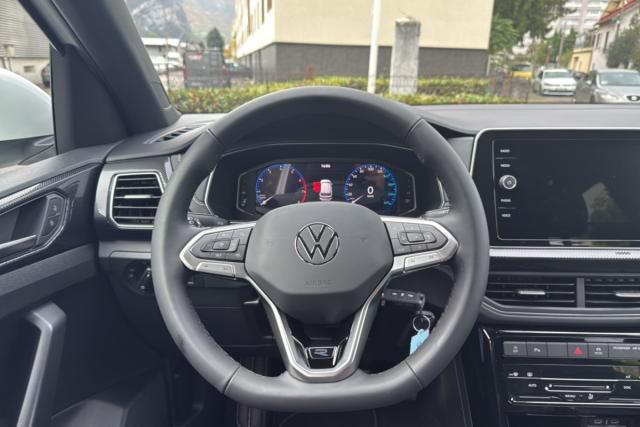 Volkswagen T-Cross image 1