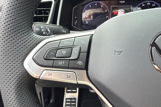 Volkswagen T-Roc image 9