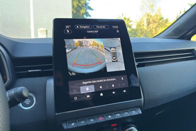 Renault Clio image 2