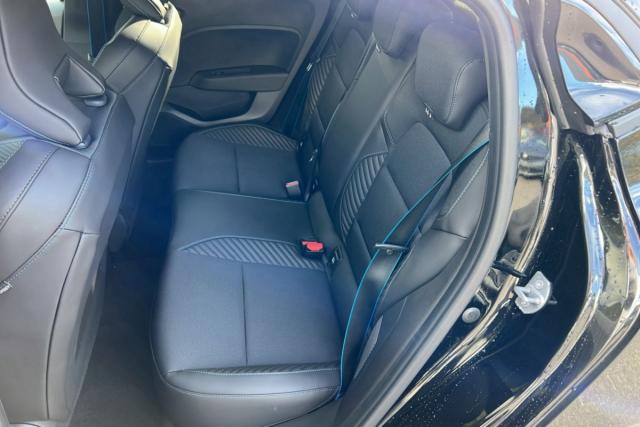 Renault Clio image 9