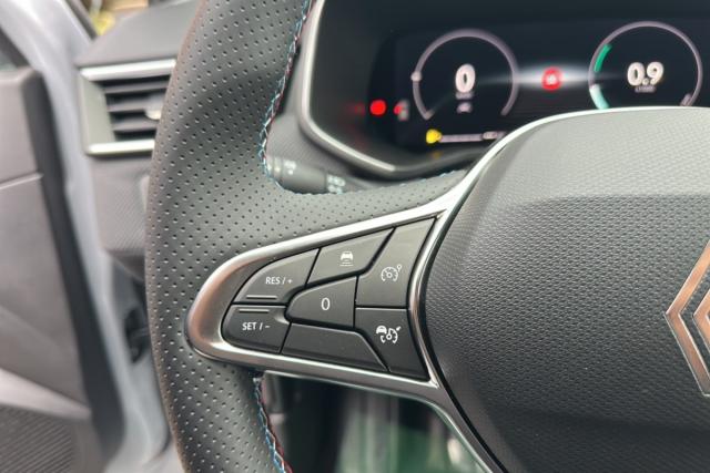 Renault Clio image 8