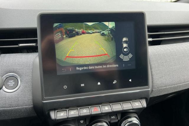 Renault Clio image 2