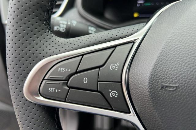 Renault Clio image 1