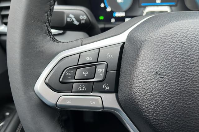 Volkswagen Amarok image 9