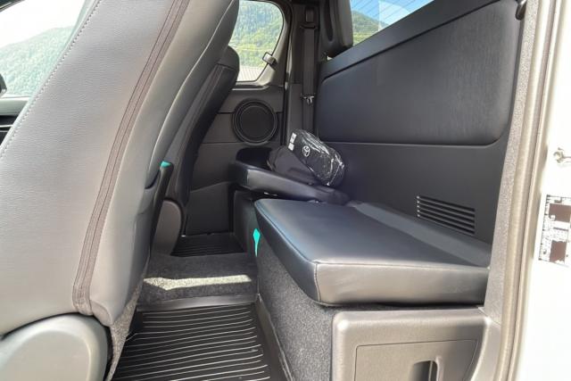 Toyota Hilux image 3