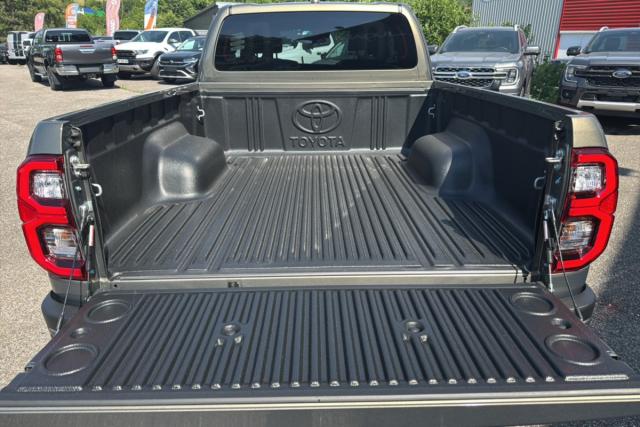 Toyota Hilux X-Tra D-4d 204 Bva Invinc