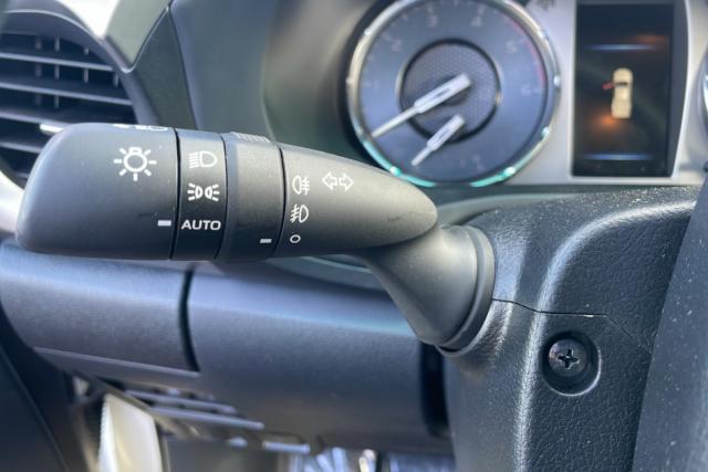 Toyota Hilux image 9