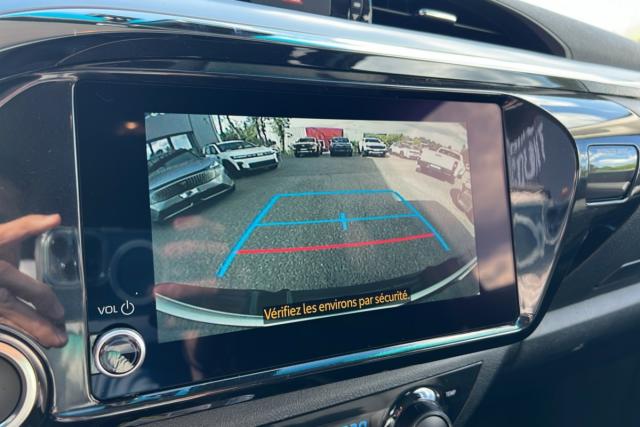 Toyota Hilux image 1