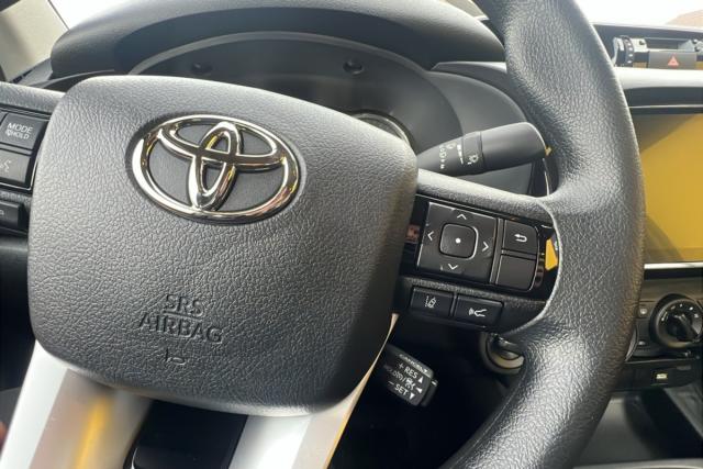 Toyota Hilux image 7