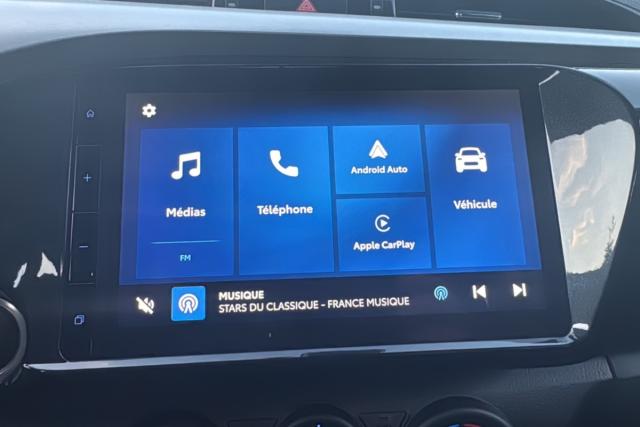 Toyota Hilux image 3