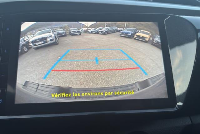 Toyota Hilux image 9