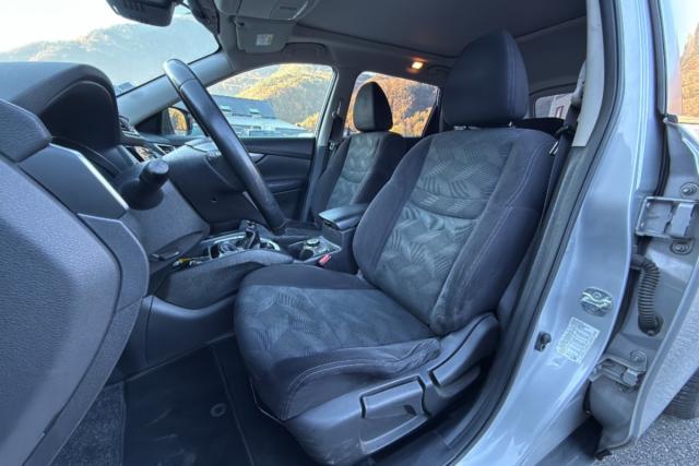 Nissan X-Trail image 2