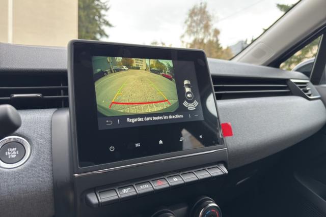 Renault Clio image 2