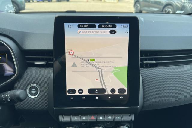 Renault Clio image 2