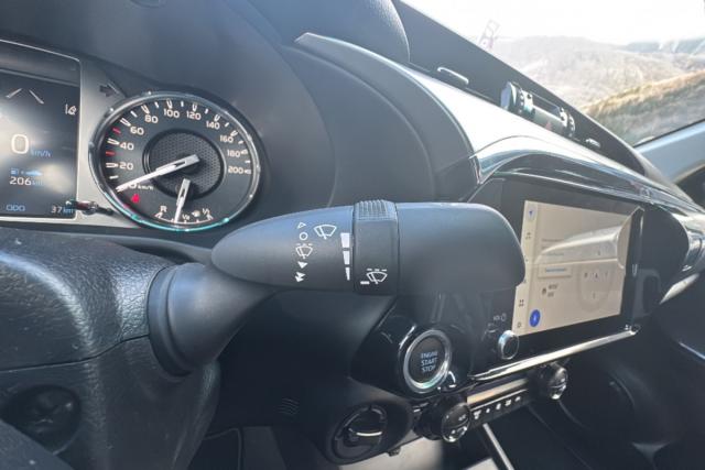 Toyota Hilux image 1