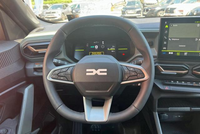 Dacia Duster image 1