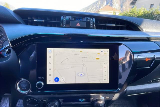 Toyota Hilux image 5