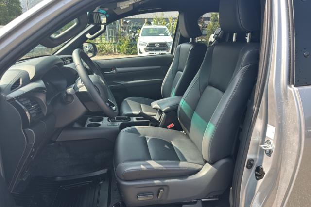 Toyota Hilux image 3