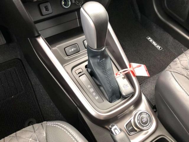 Suzuki Vitara image 9