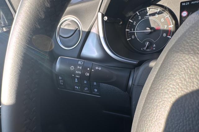 Suzuki Vitara image 7