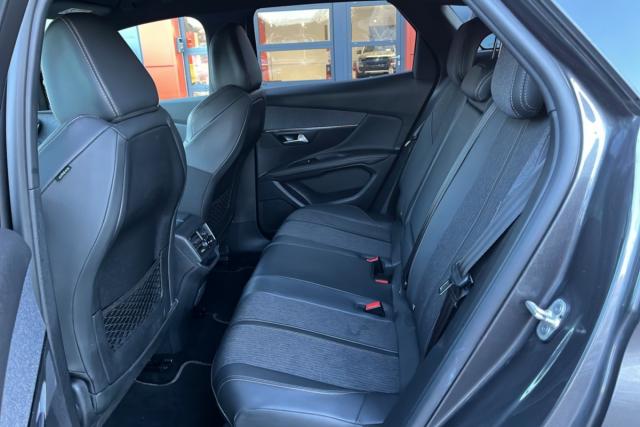 Peugeot 3008 image 4