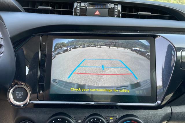 Toyota Hilux image 7