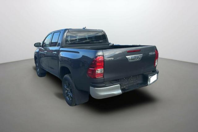 Toyota Hilux image 1
