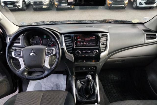 Mitsubishi L200 image 8