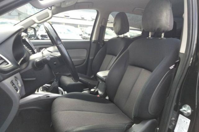 Mitsubishi L200 image 2