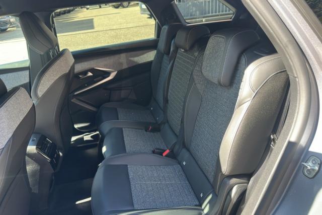 Peugeot 5008 image 3