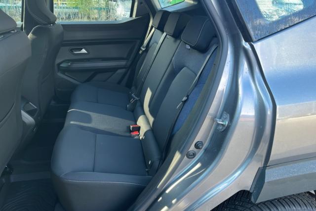 Dacia Duster image 8
