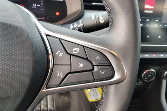 Renault Clio image 6