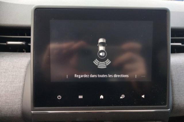 Renault Clio image 6