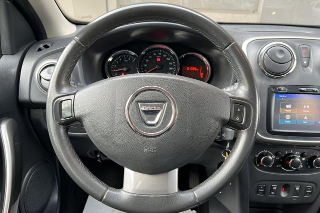 Dacia Sandero image 1