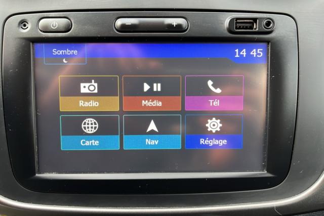 Dacia Sandero image 2