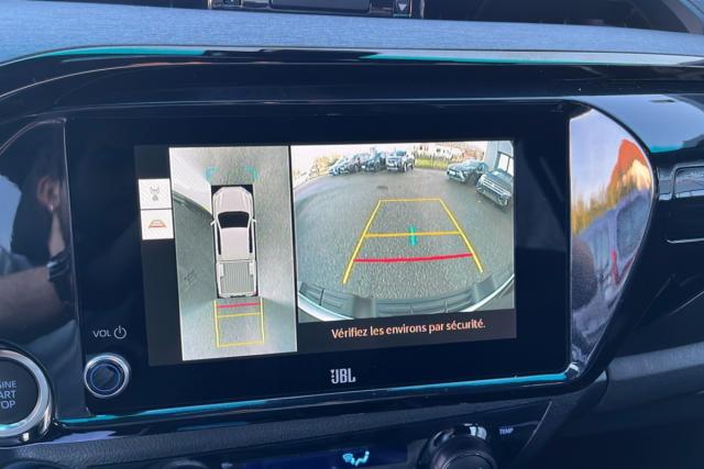 Toyota Hilux image 7