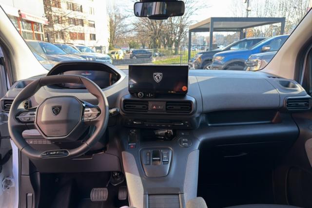 Peugeot Rifter image 6